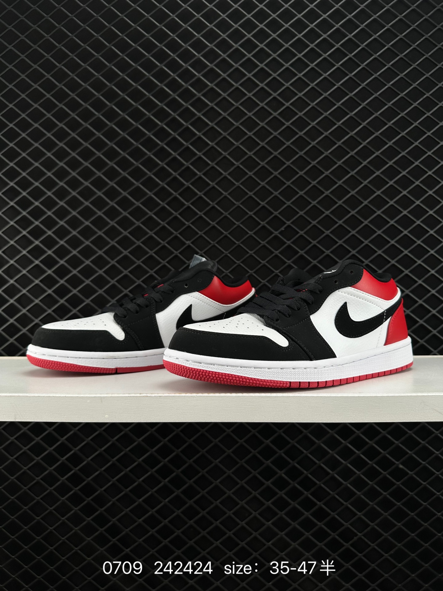 Air Jordan 1 Low AJ1